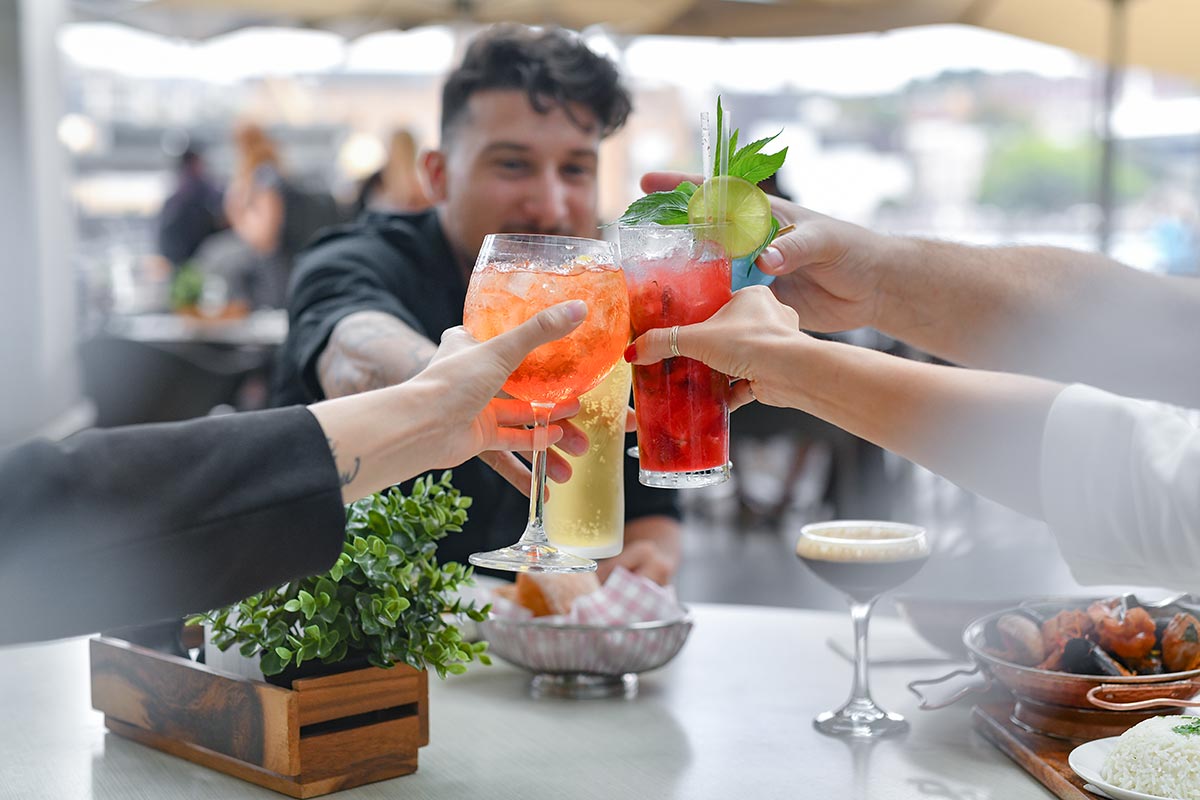 Eastbank Cafe Restaurant – daytime cocktails on Circular Quay promenade